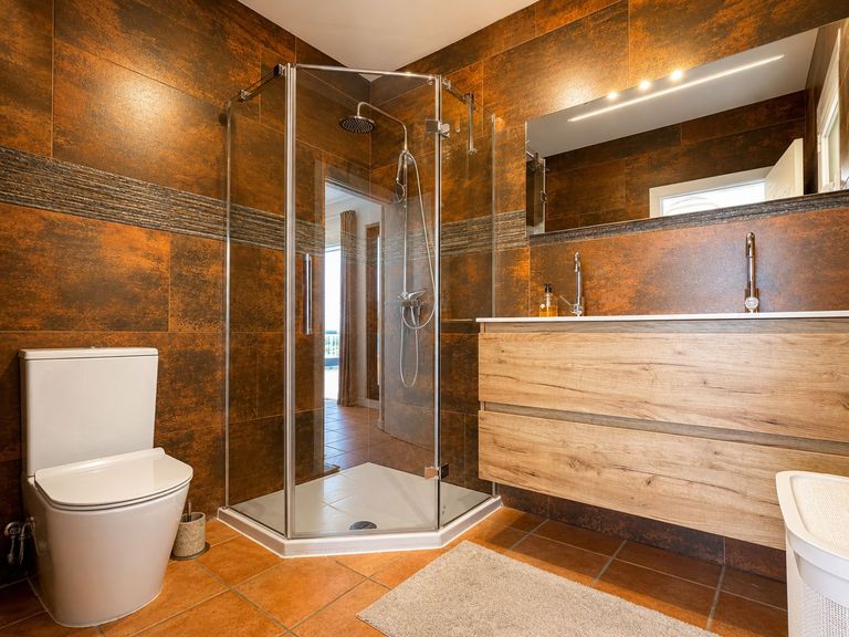 Property thumbnail 32