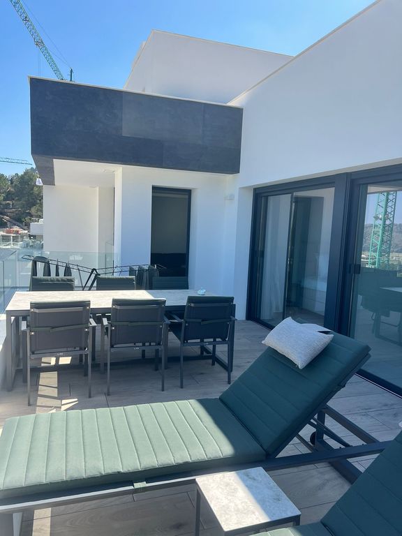 Property thumbnail 10