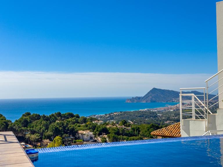 Property thumbnail 1