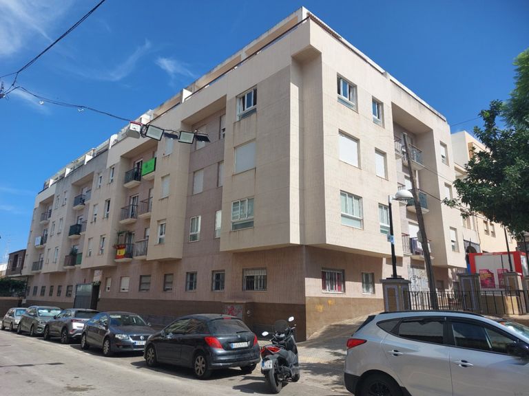 Property thumbnail 1