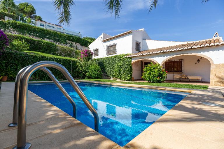 Property thumbnail 8