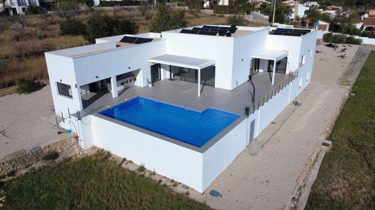 Property thumbnail 1
