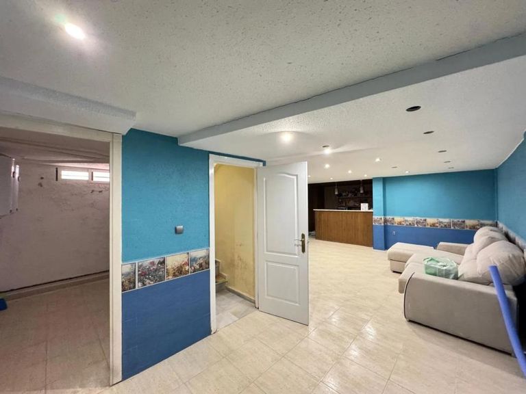 Property thumbnail 16