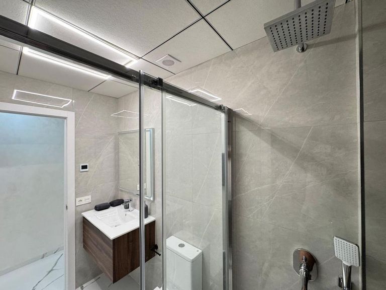 Property thumbnail 24