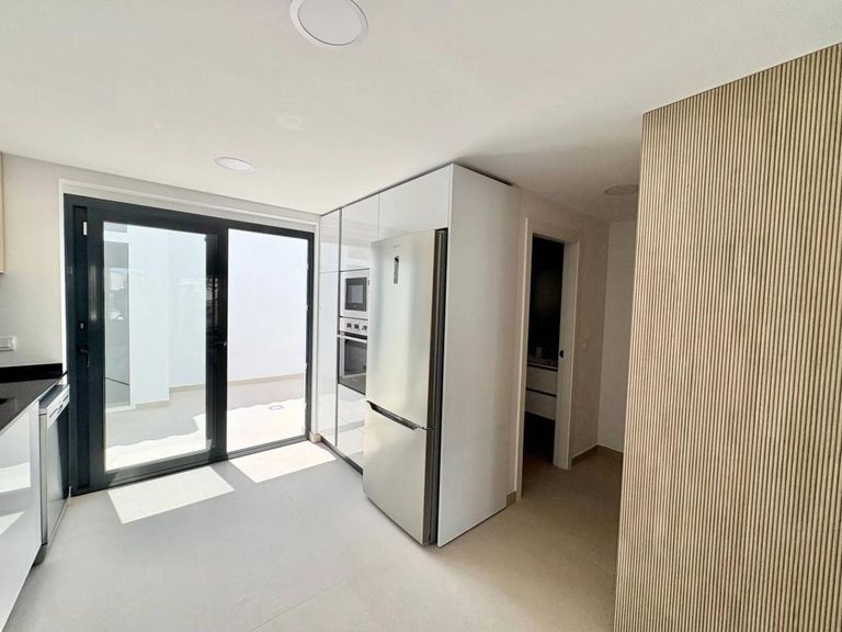 Property thumbnail 18