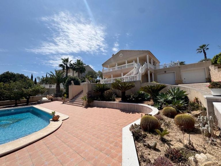Property thumbnail 24