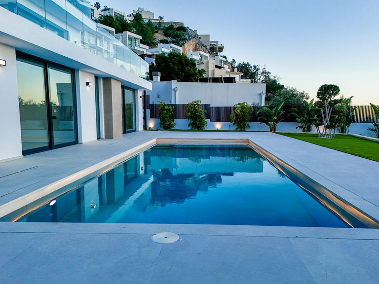 Property thumbnail 7
