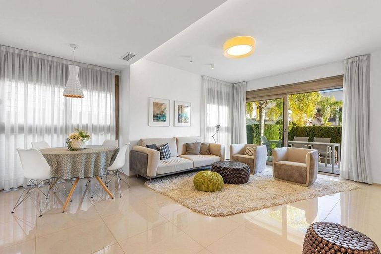 Property thumbnail 19