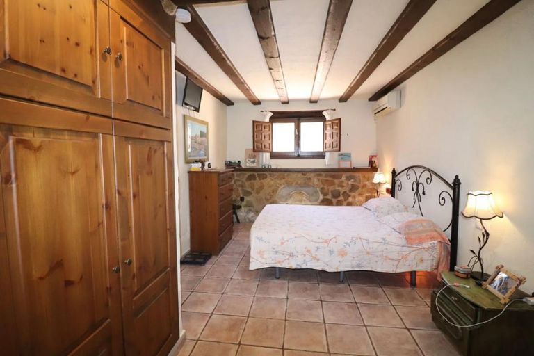 Property thumbnail 16
