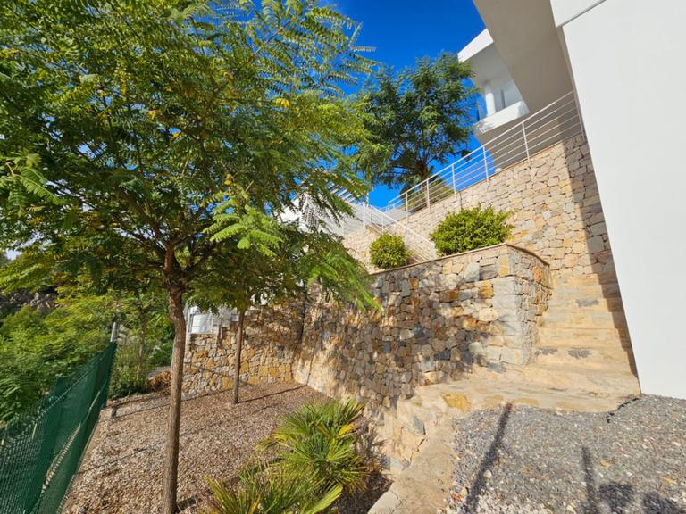 Property thumbnail 32