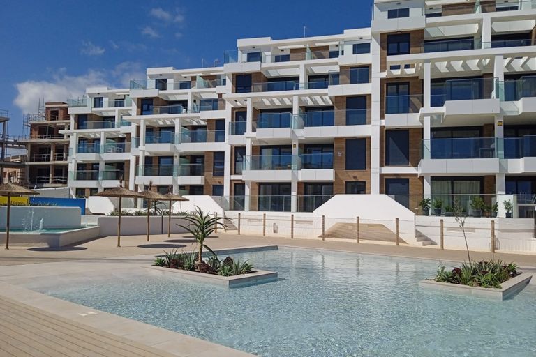 Property thumbnail 1