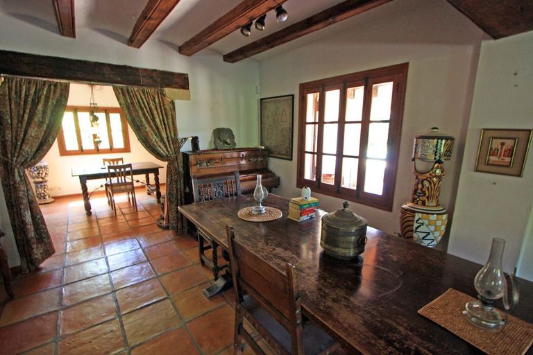 Property thumbnail 12