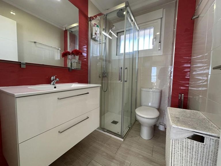 Property thumbnail 12