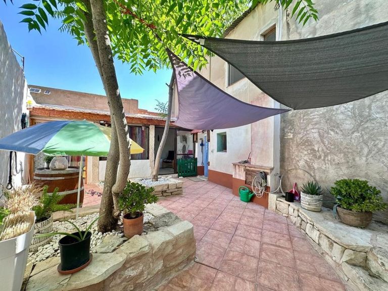 Property thumbnail 28