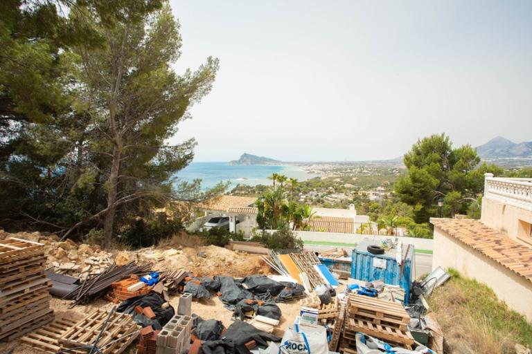 Property thumbnail 2