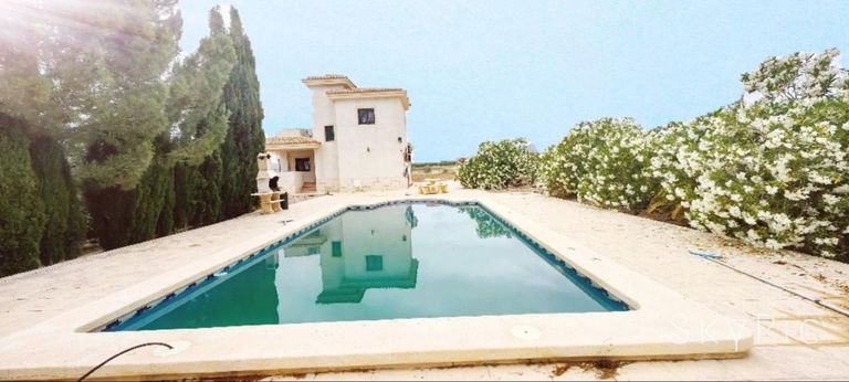 Property thumbnail 1