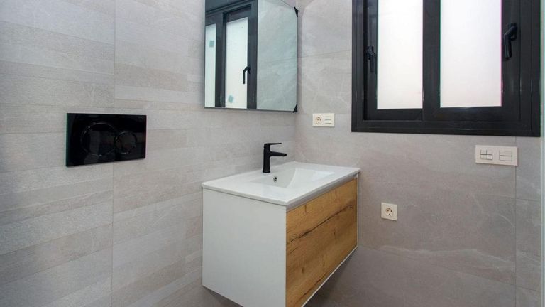 Property thumbnail 16