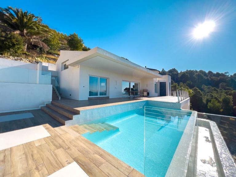 Property thumbnail 2