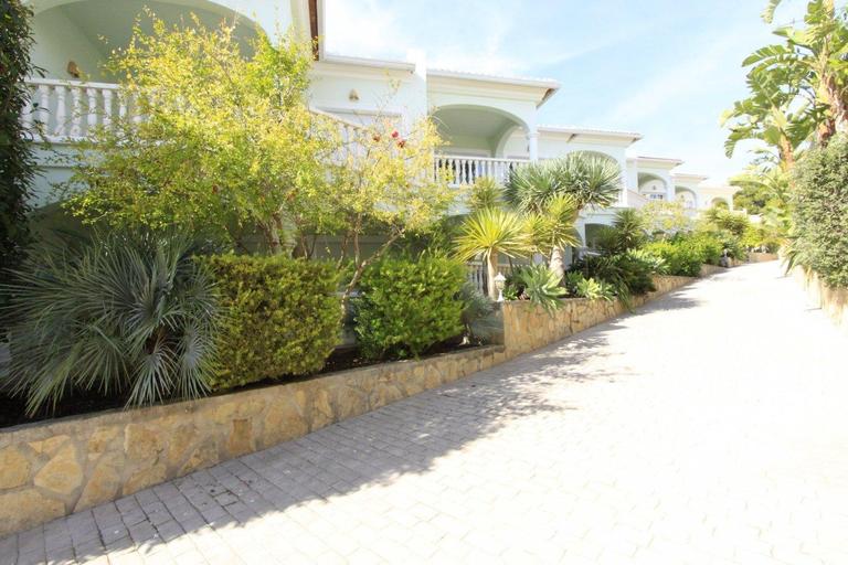 Property thumbnail 12