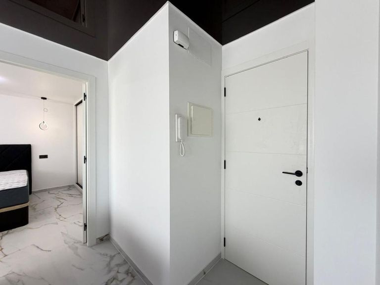 Property thumbnail 3