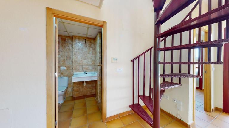 Property thumbnail 6