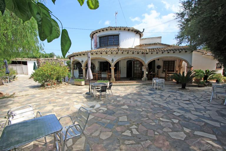 Property thumbnail 1
