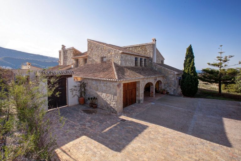 Property thumbnail 38