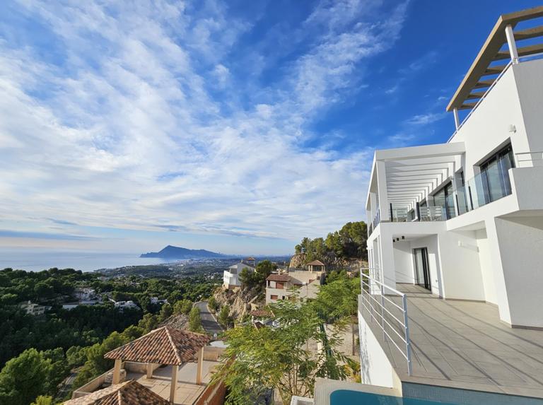 Property thumbnail 3