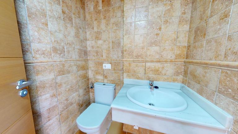 Property thumbnail 12