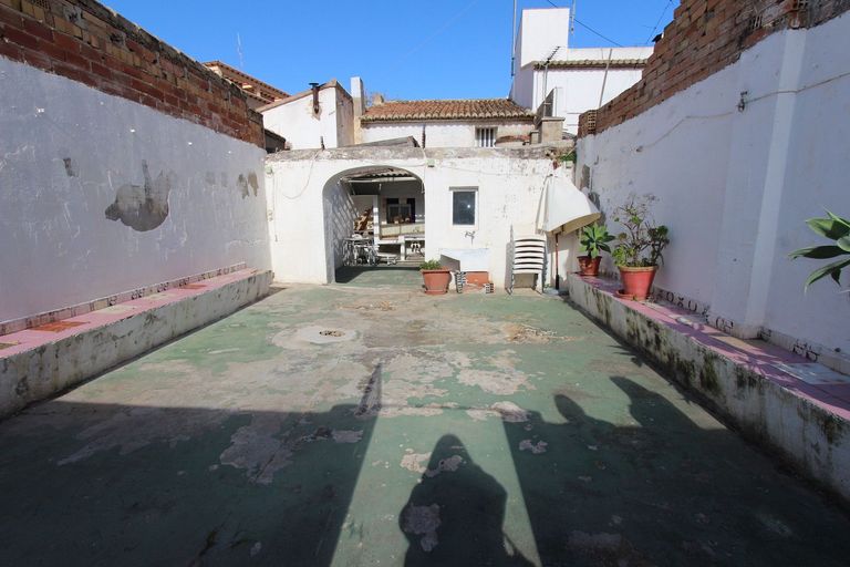 Property thumbnail 3