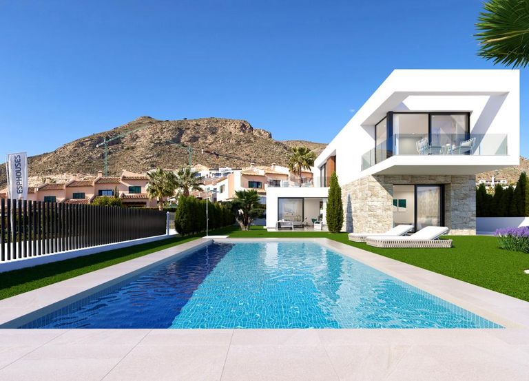Property thumbnail 2