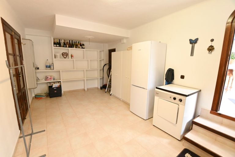Property thumbnail 28