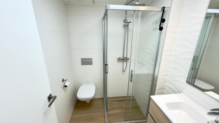 Property thumbnail 12