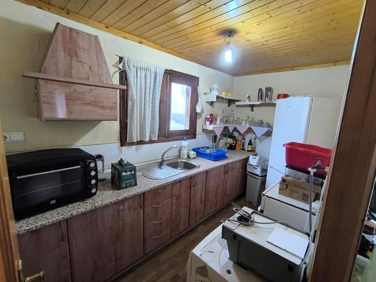 Property thumbnail 25