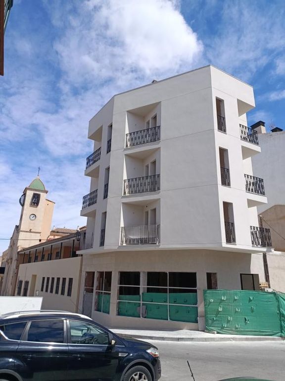 Property thumbnail 2