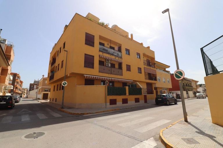 Property thumbnail 2