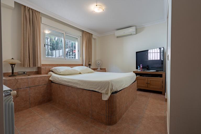 Property thumbnail 32