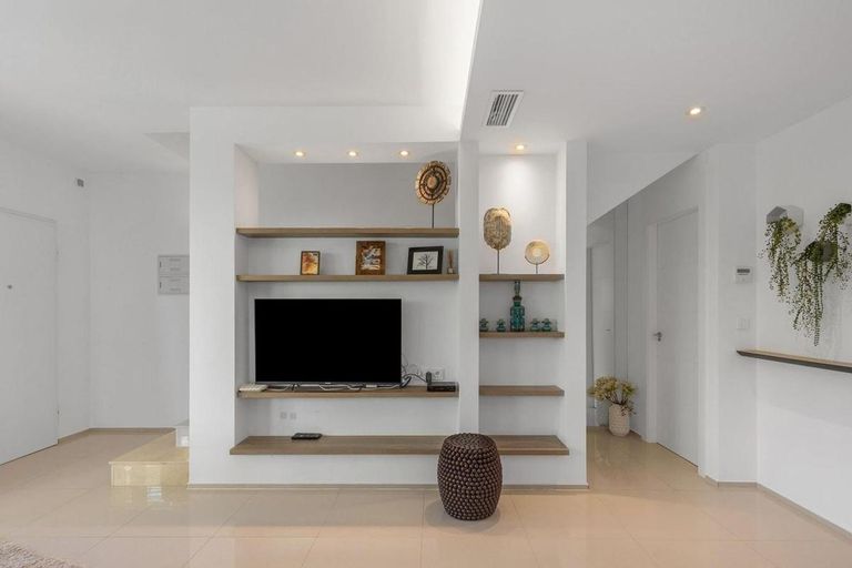 Property thumbnail 14