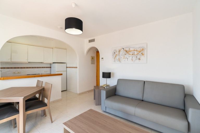 Property thumbnail 9