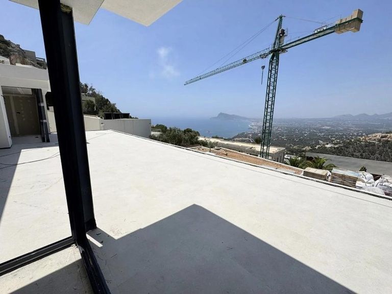 Property thumbnail 9