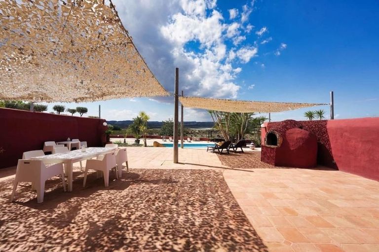 Property thumbnail 1