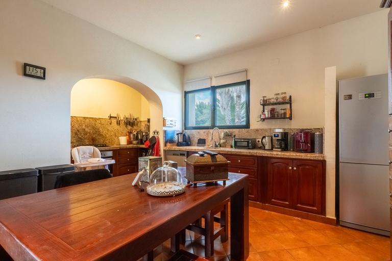 Property thumbnail 16
