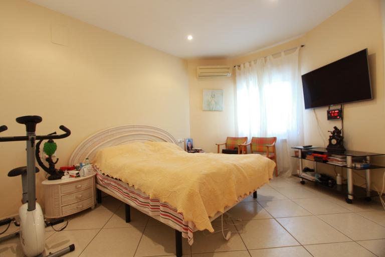 Property thumbnail 8