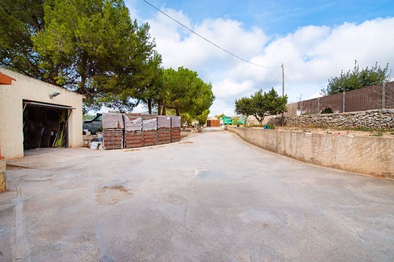 Property thumbnail 12