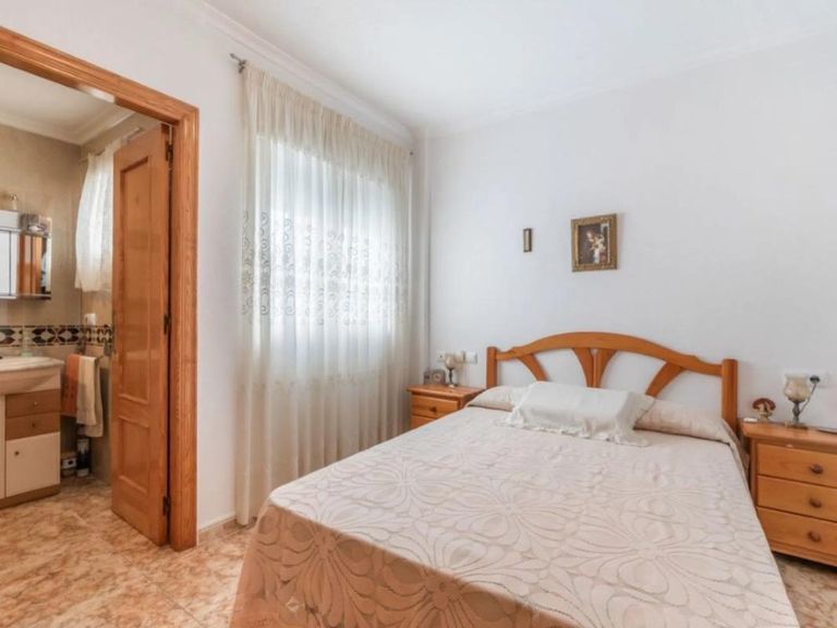 Property thumbnail 13