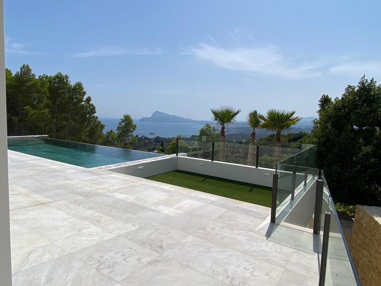 Property thumbnail 14