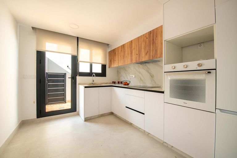 Property thumbnail 8