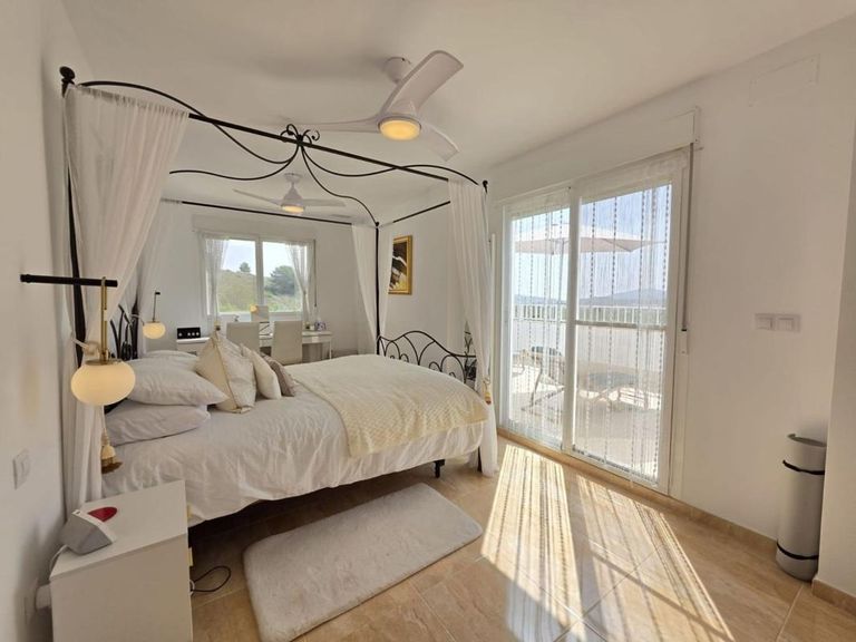 Property thumbnail 17