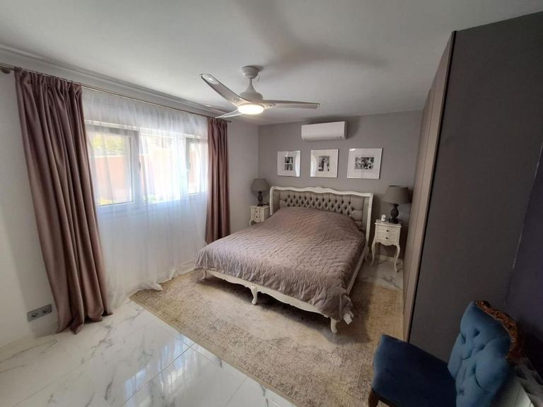 Property thumbnail 11