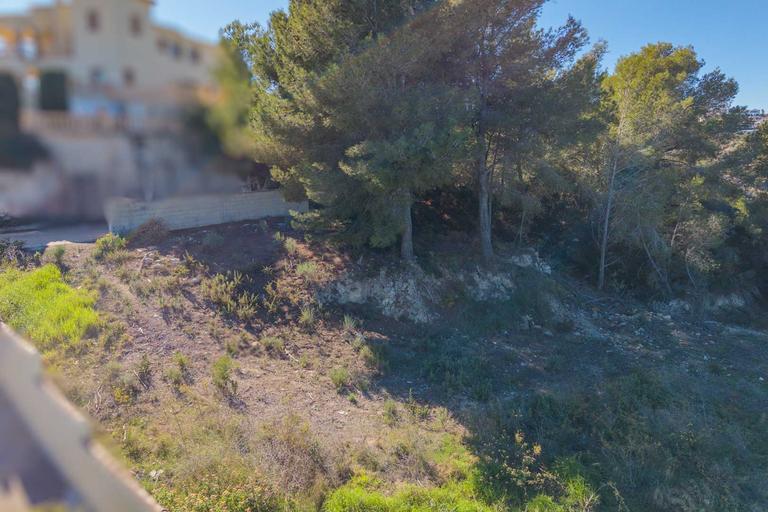 Property thumbnail 12